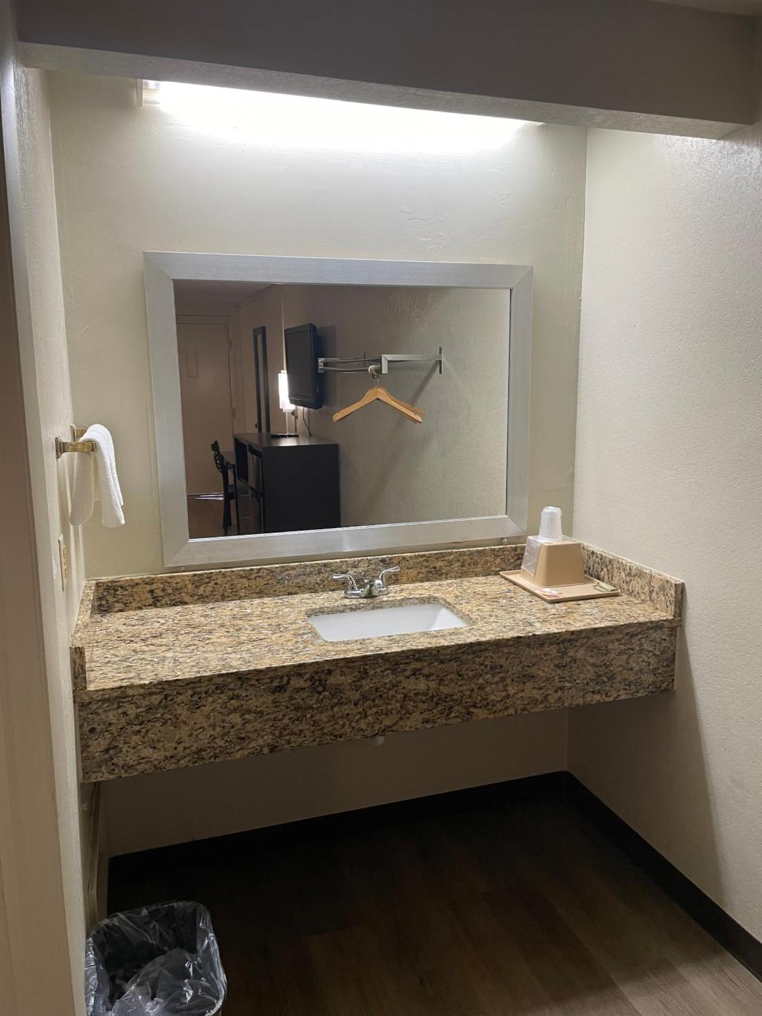 Royal Inn Motel Fredericksburg Dış mekan fotoğraf